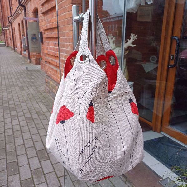 Picture of Reversible linen bag with poppy