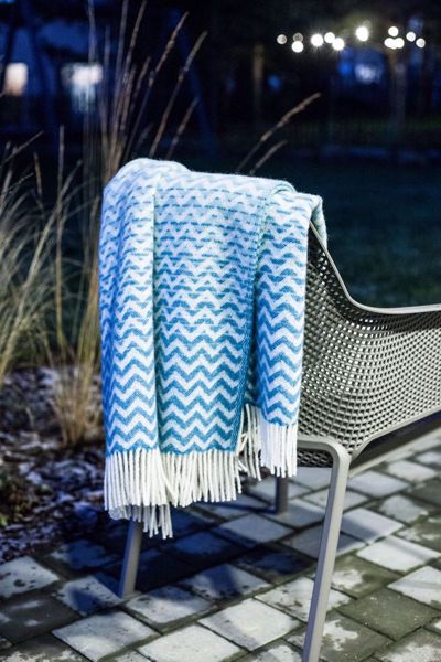 Picture of Woolen Blanket "Zig-zag" turquoise